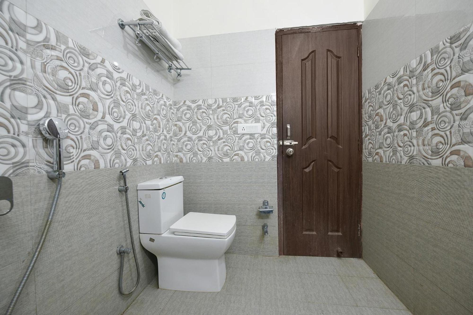 Fabhotel Kempty Lake Resort Mussoorie Exterior foto